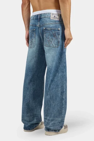 axas-loose-jeans-sprayed-washed-blue-1