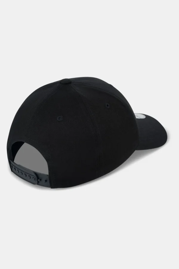 Tenard Cap Black White