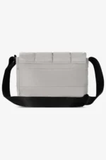 pegador-blamor-rubber-light-beige-puffer-bag-2