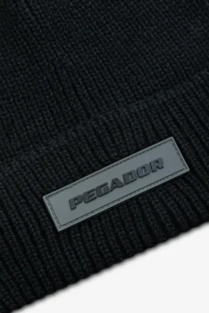 pegador-logo-rubber-heavy-knit-black-black-beanie