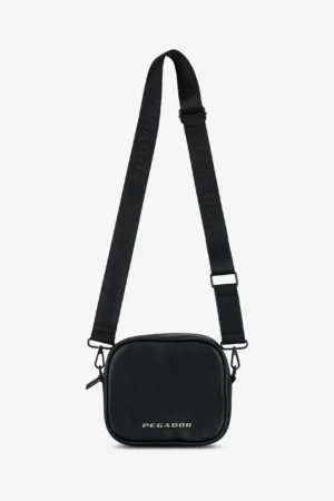 pegador-metal-logo-faux-black-leather-shoulder-strap-bag-1