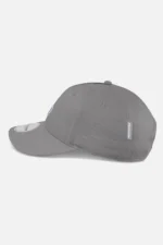 pegador-p-logo-cool-grey-white-cap-1