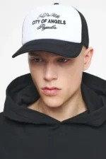 pegador-wallace-white-black-trucker-cap